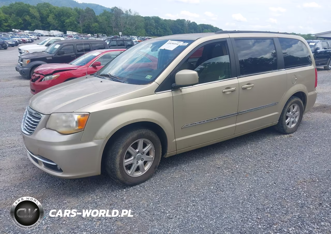 2011 Chrysler Town & Country Touring VIN:2A4RR5DGXBR605132 - 2