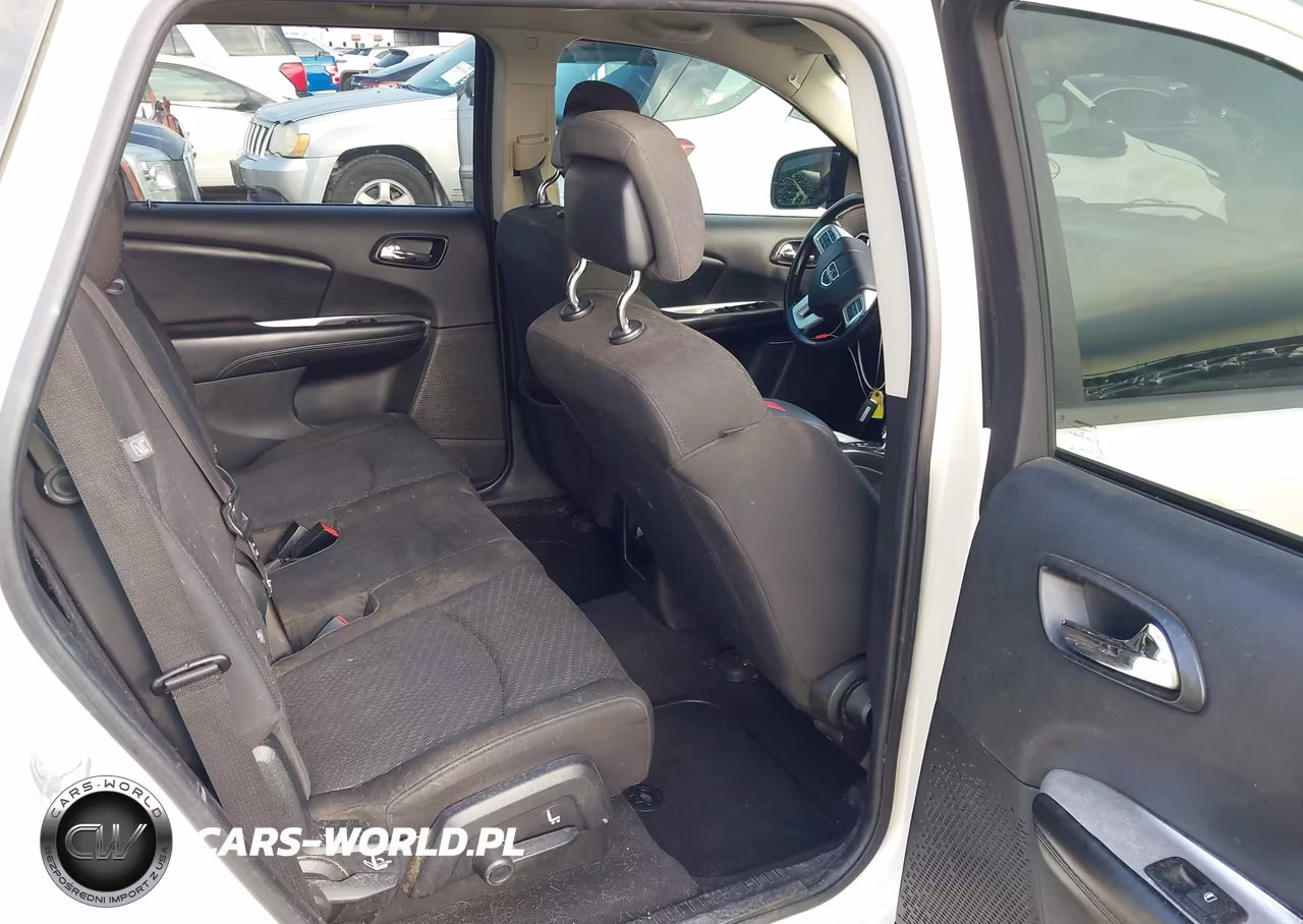 2018 Dodge Journey Se VIN:3C4PDCAB7JT218994 - 8
