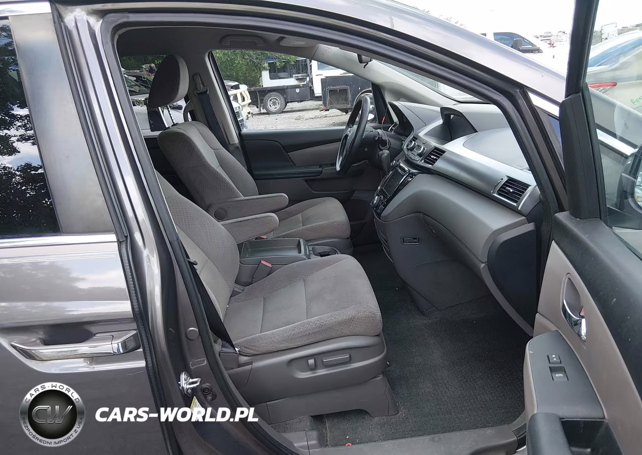 2016 Honda Odyssey Se VIN:5FNRL5H32GB129413 - 5