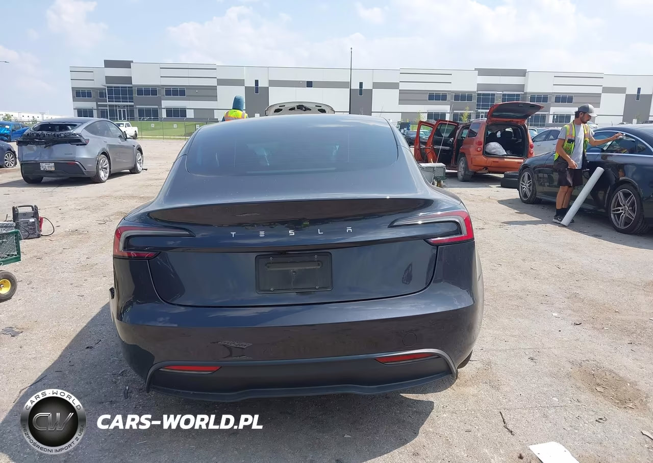 2025 Tesla Model 3 Long Range Rear-Wheel Drive-Standard Rear-Wheel Drive VIN:5YJ3E1EAXSF061589 - 14