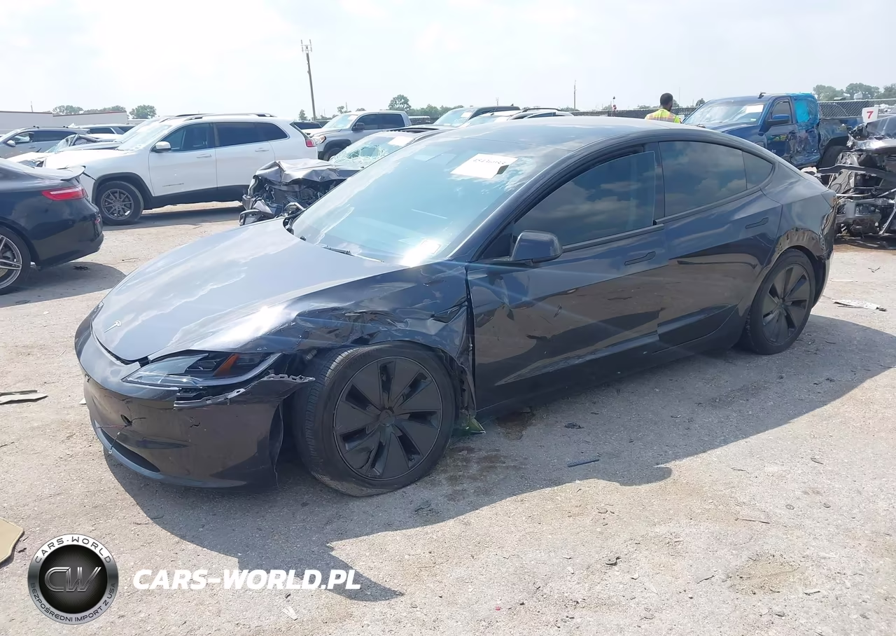 2025 Tesla Model 3 Long Range Rear-Wheel Drive-Standard Rear-Wheel Drive VIN:5YJ3E1EAXSF061589 - 2