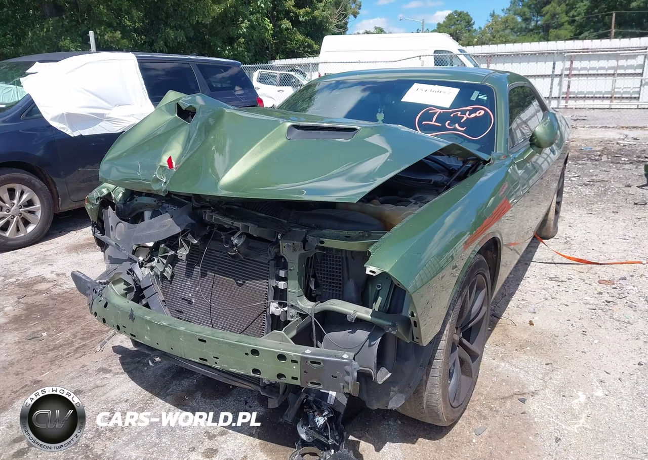 2018 Dodge Challenger Sxt VIN:2C3CDZAG5JH333734 - 6
