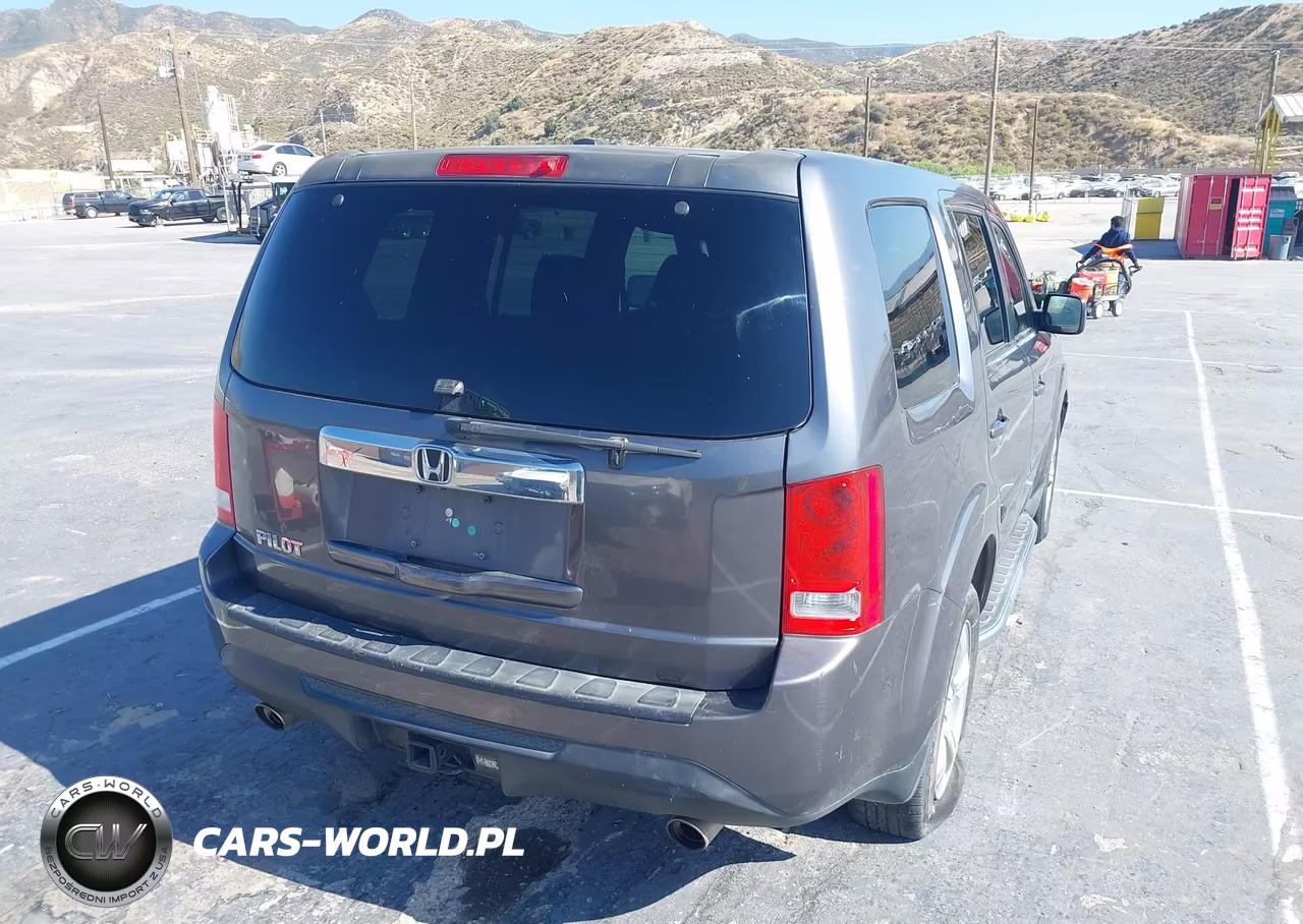 2014 Honda Pilot Ex-L VIN:5FNYF3H55EB023897 - 4