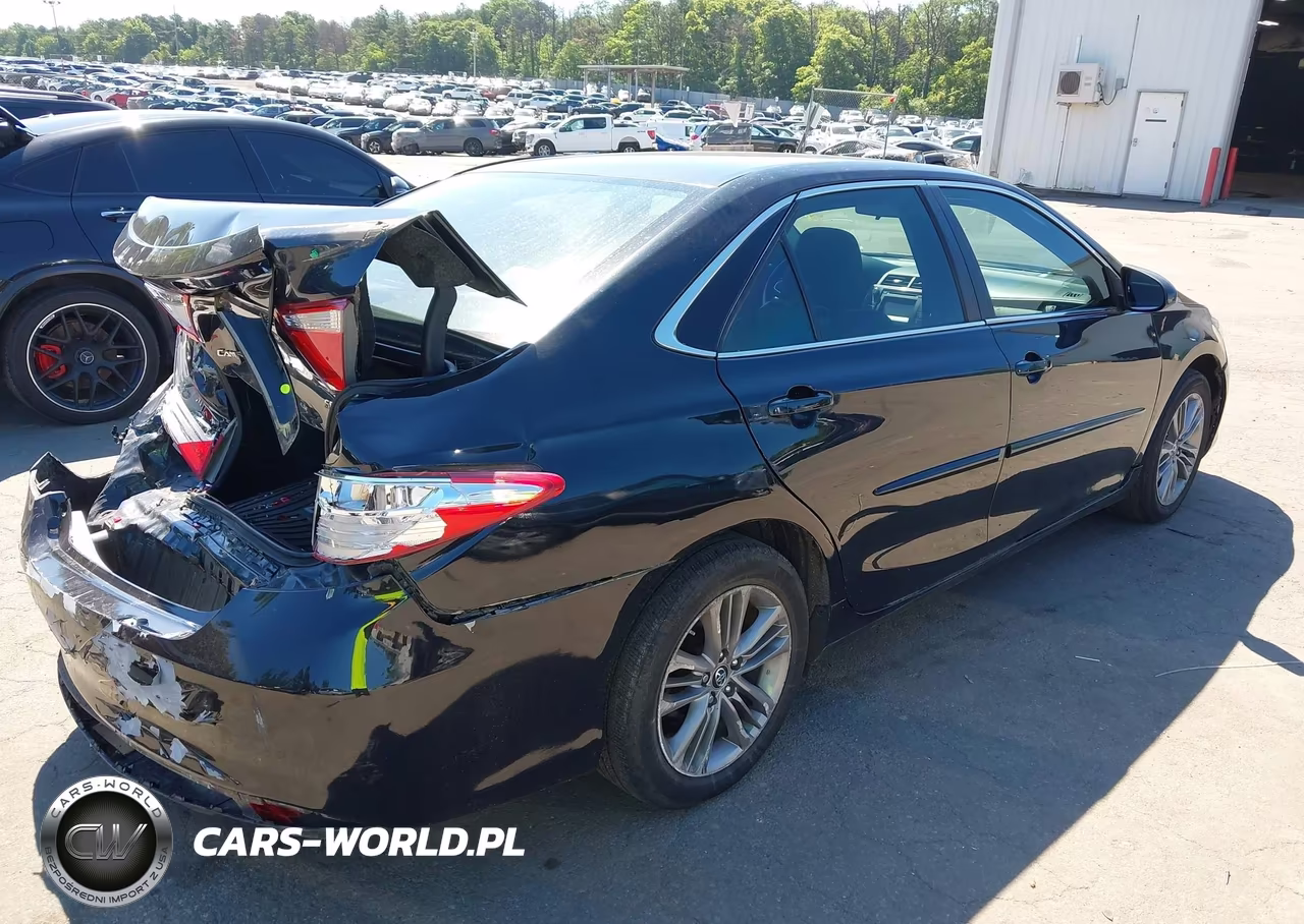 2016 Toyota Camry Se VIN:4T1BF1FK8GU261784 - 4