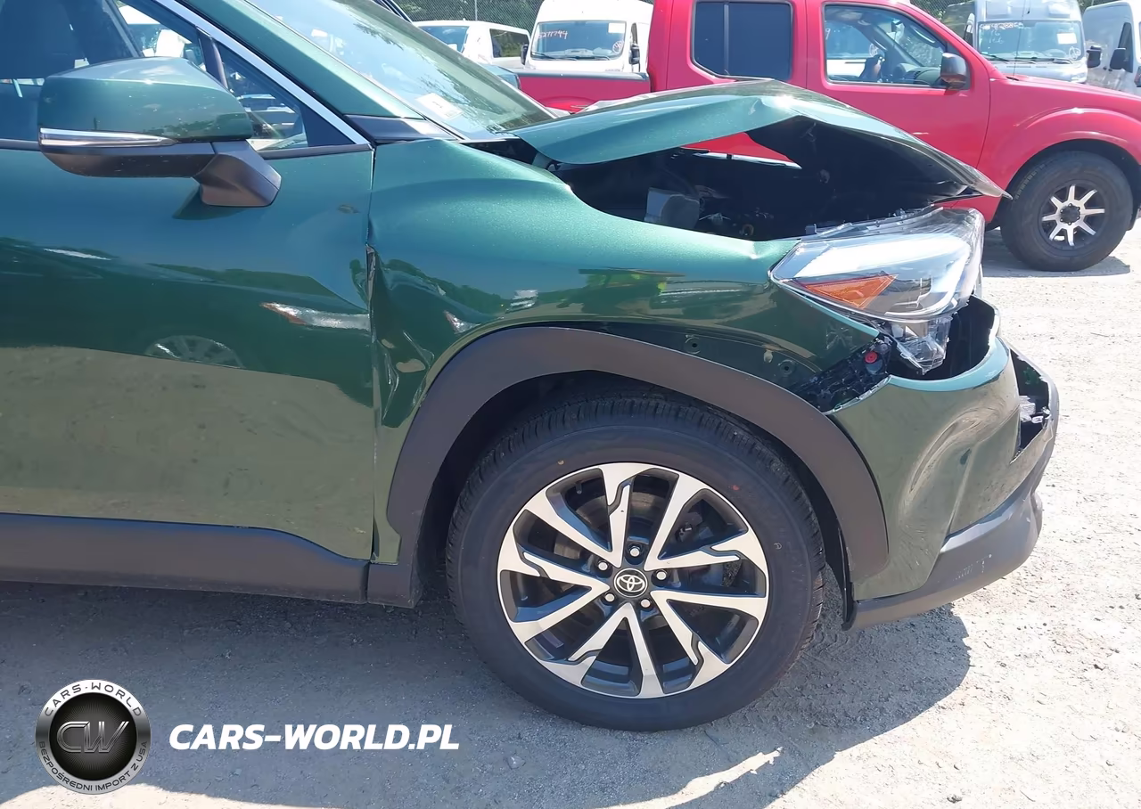 2022 Toyota Corolla Cross Xle VIN:7MUDAABG7NV011604 - 19