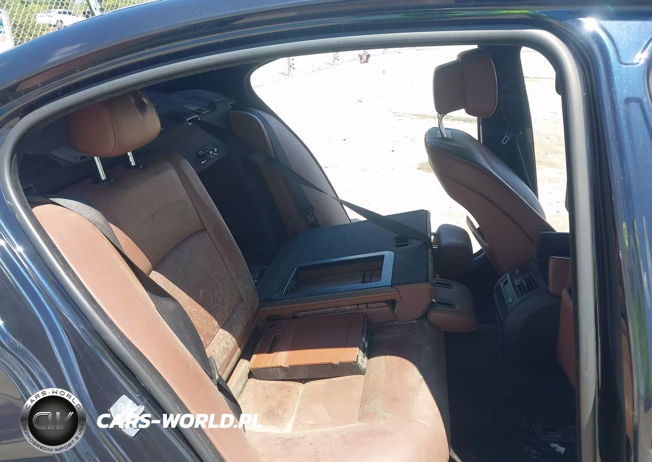2013 BMW 535I xDrive VIN:WBAFU7C52DDU72999 - 8