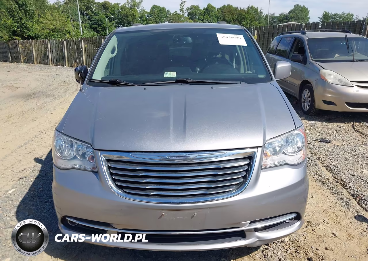 2016 Chrysler Town & Country Touring VIN:2C4RC1BG9GR267555 - 12