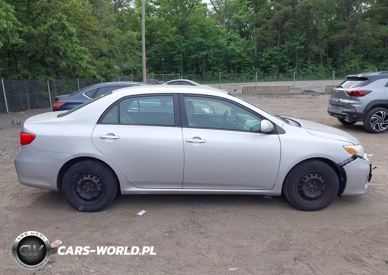 2011 Toyota Corolla Le VIN:2T1BU4EE8BC551715 - 13