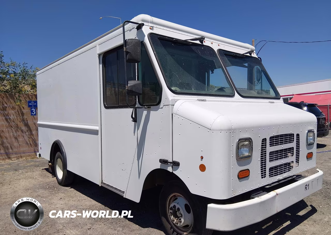 2016 Ford E-350 Stripped
