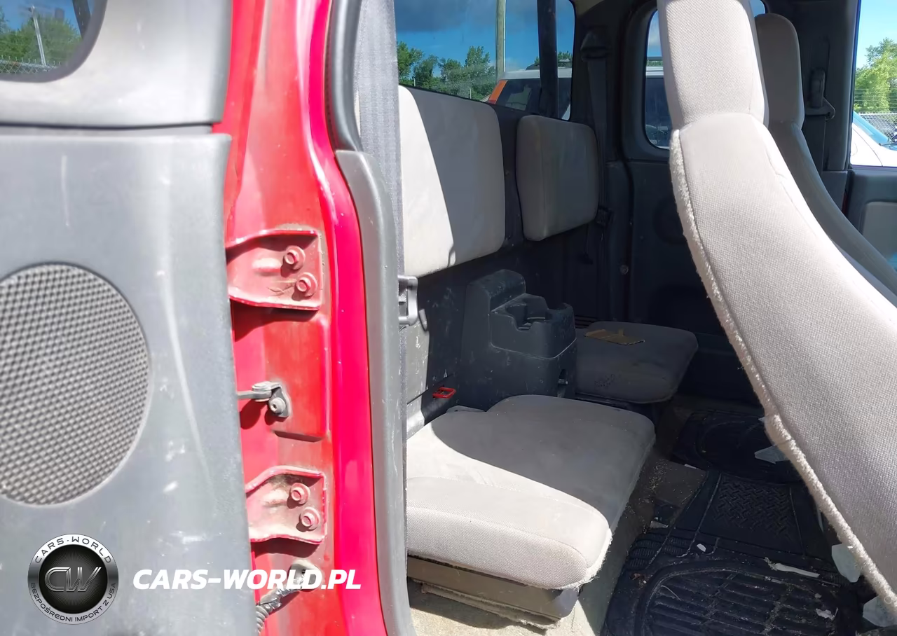 2004 Chevrolet Colorado Ls VIN:1GCCS196X48100277 - 8