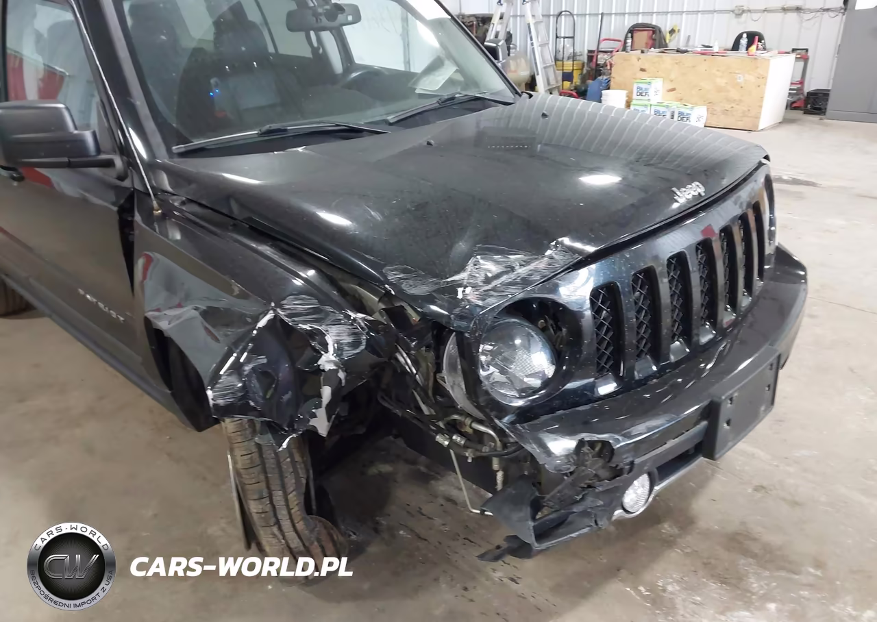 2017 Jeep Patriot High Altitude 4X4 VIN:1C4NJRFB7HD195793 - 6