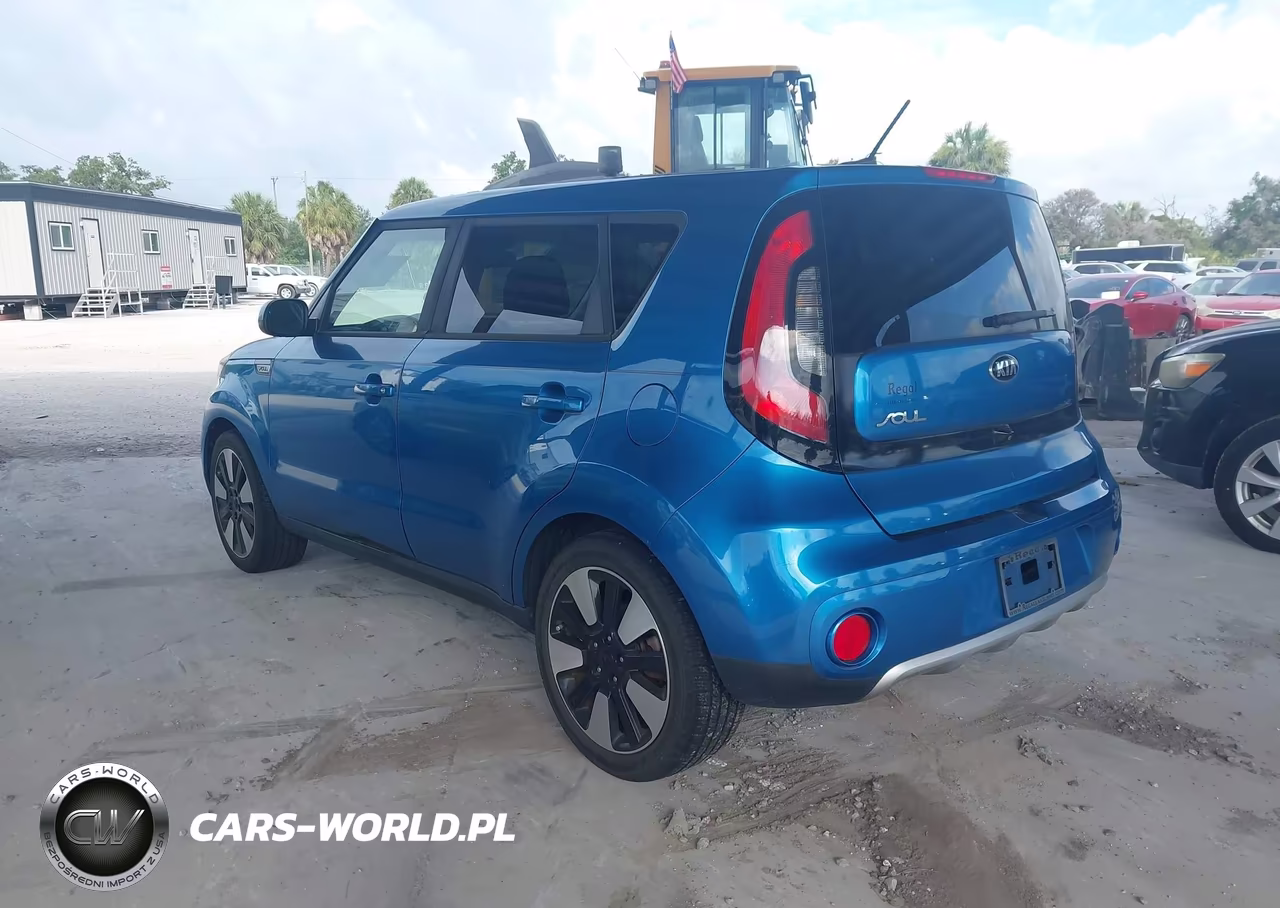 2018 Kia Soul + VIN:KNDJP3A58J7554990 - 3
