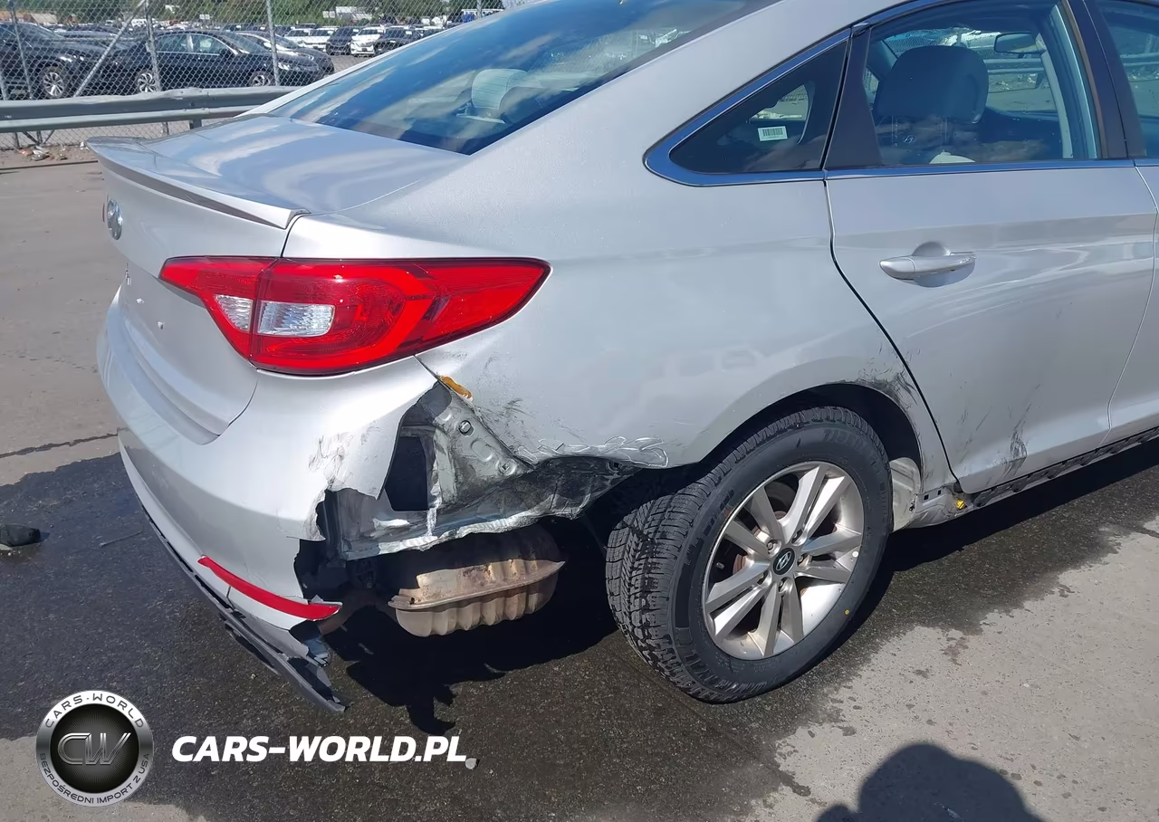 2017 Hyundai Sonata VIN:5NPE24AF7HH446896 - 5