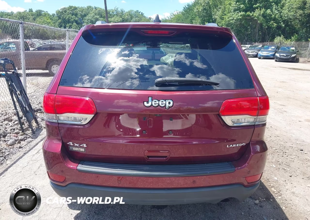 2018 Jeep Grand Cherokee Laredo E 4X4 VIN:1C4RJFAG2JC223322 - 16