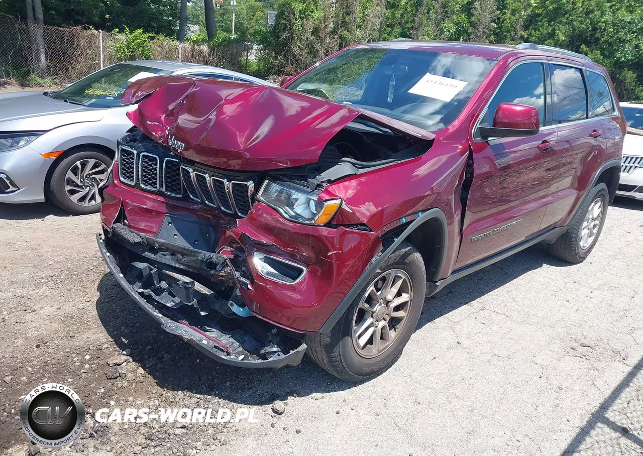 2018 Jeep Grand Cherokee Laredo E 4X4 VIN:1C4RJFAG2JC223322 - 2