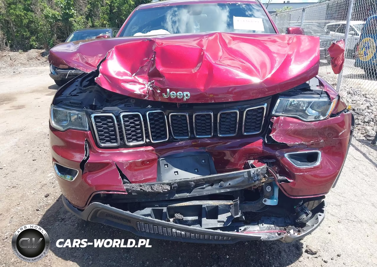 2018 Jeep Grand Cherokee Laredo E 4X4 VIN:1C4RJFAG2JC223322 - 6