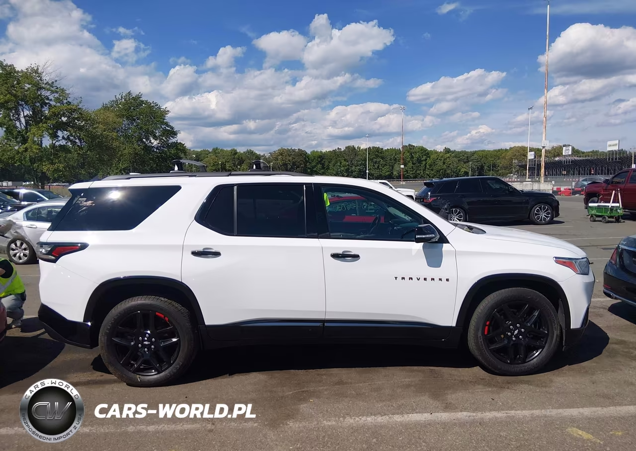 2019 Chevrolet Traverse Premier VIN:1GNEVKKW1KJ312515 - 13