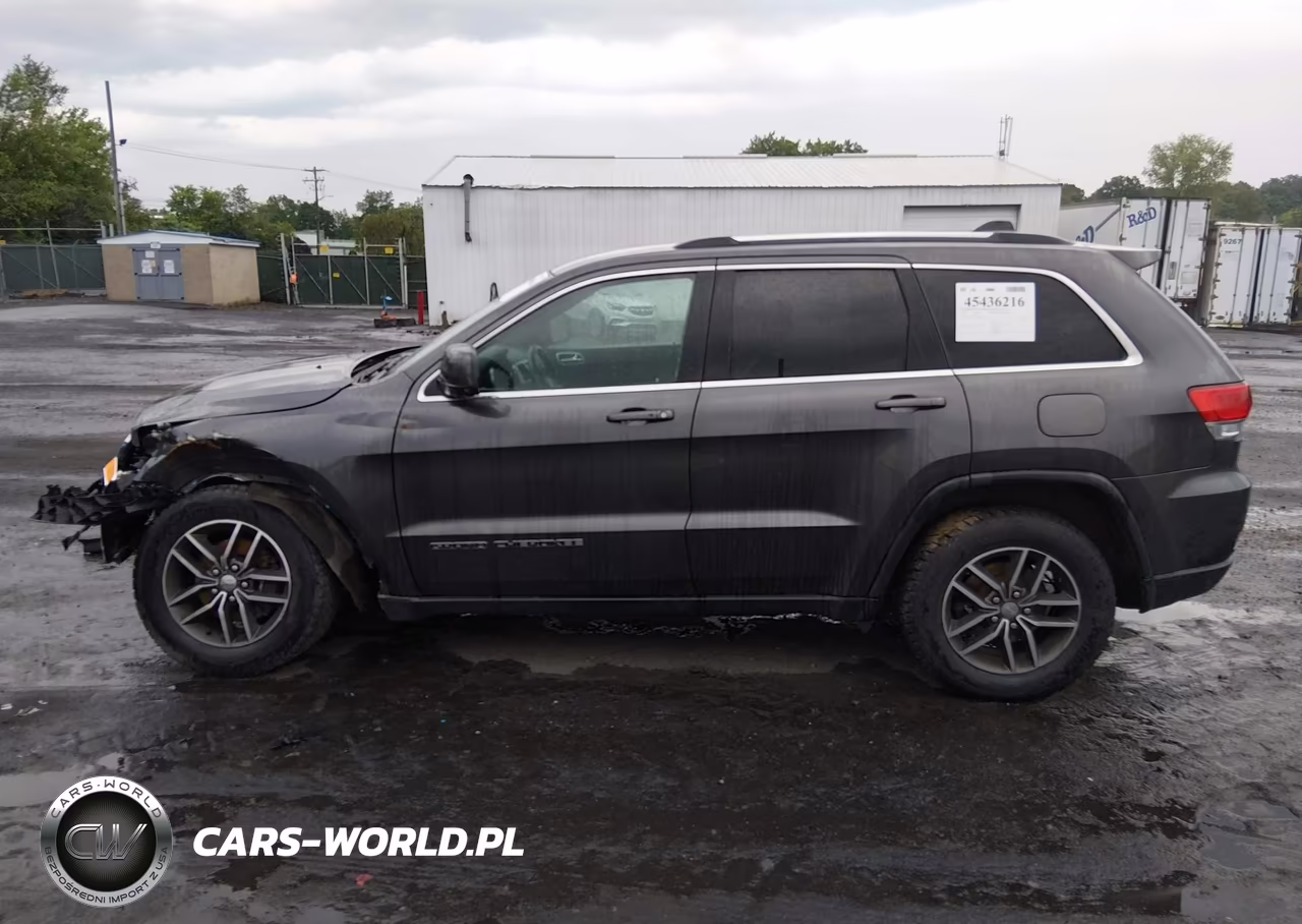 2018 Jeep Grand Cherokee Laredo E 4X4 VIN:1C4RJFAG3JC406258 - 14