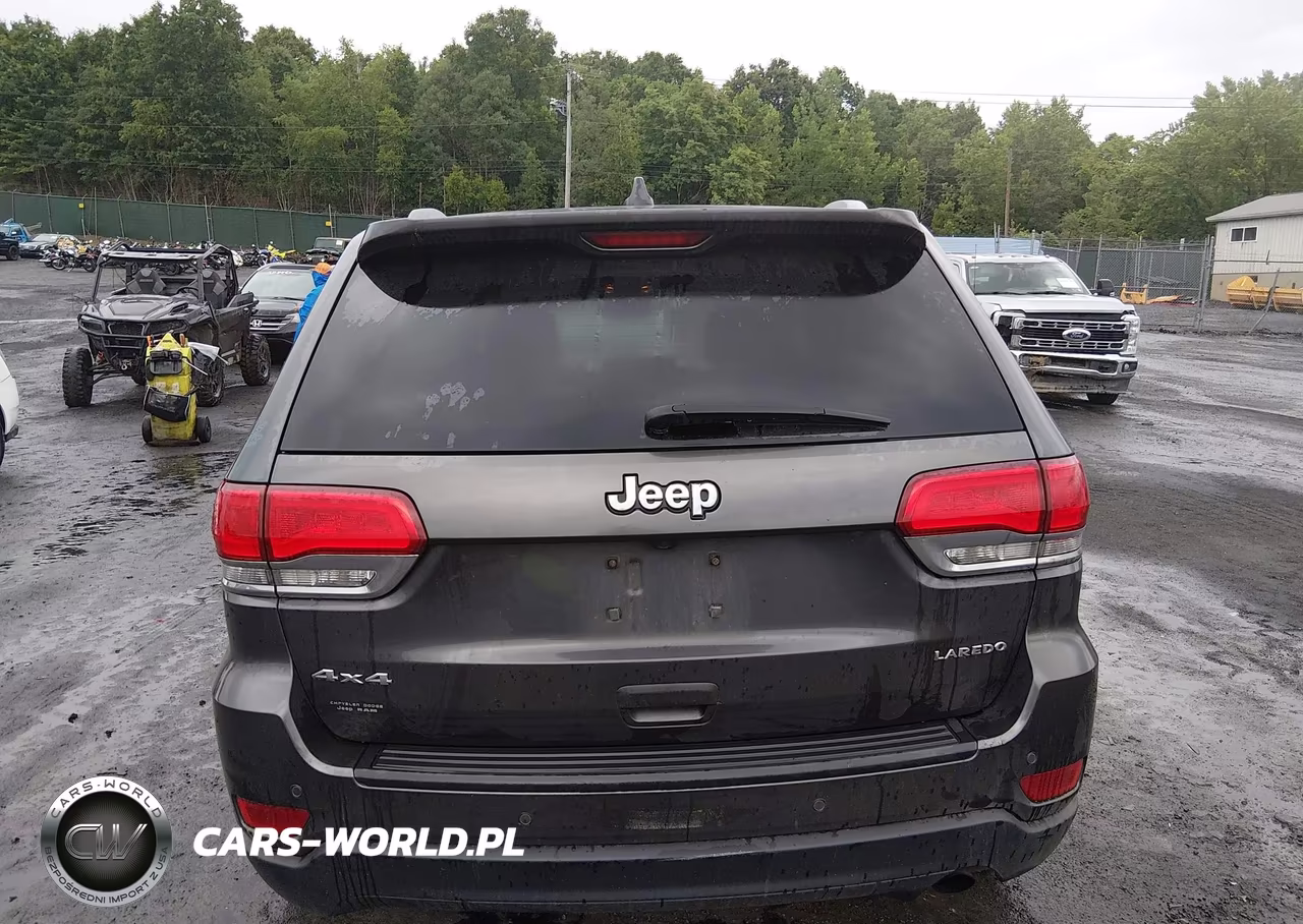 2018 Jeep Grand Cherokee Laredo E 4X4 VIN:1C4RJFAG3JC406258 - 16