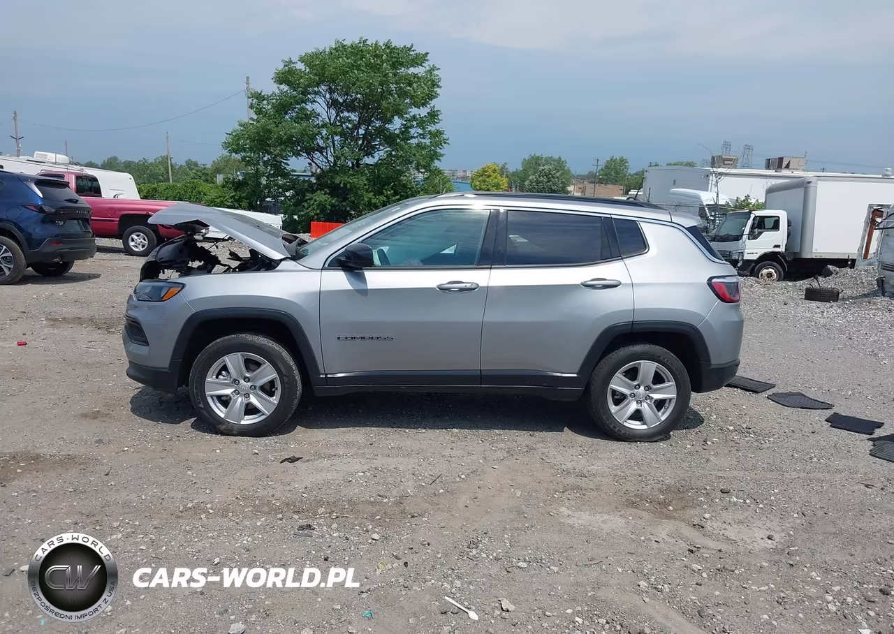 2022 Jeep Compass Latitude 4X4 VIN:3C4NJDBB0NT231421 - 13