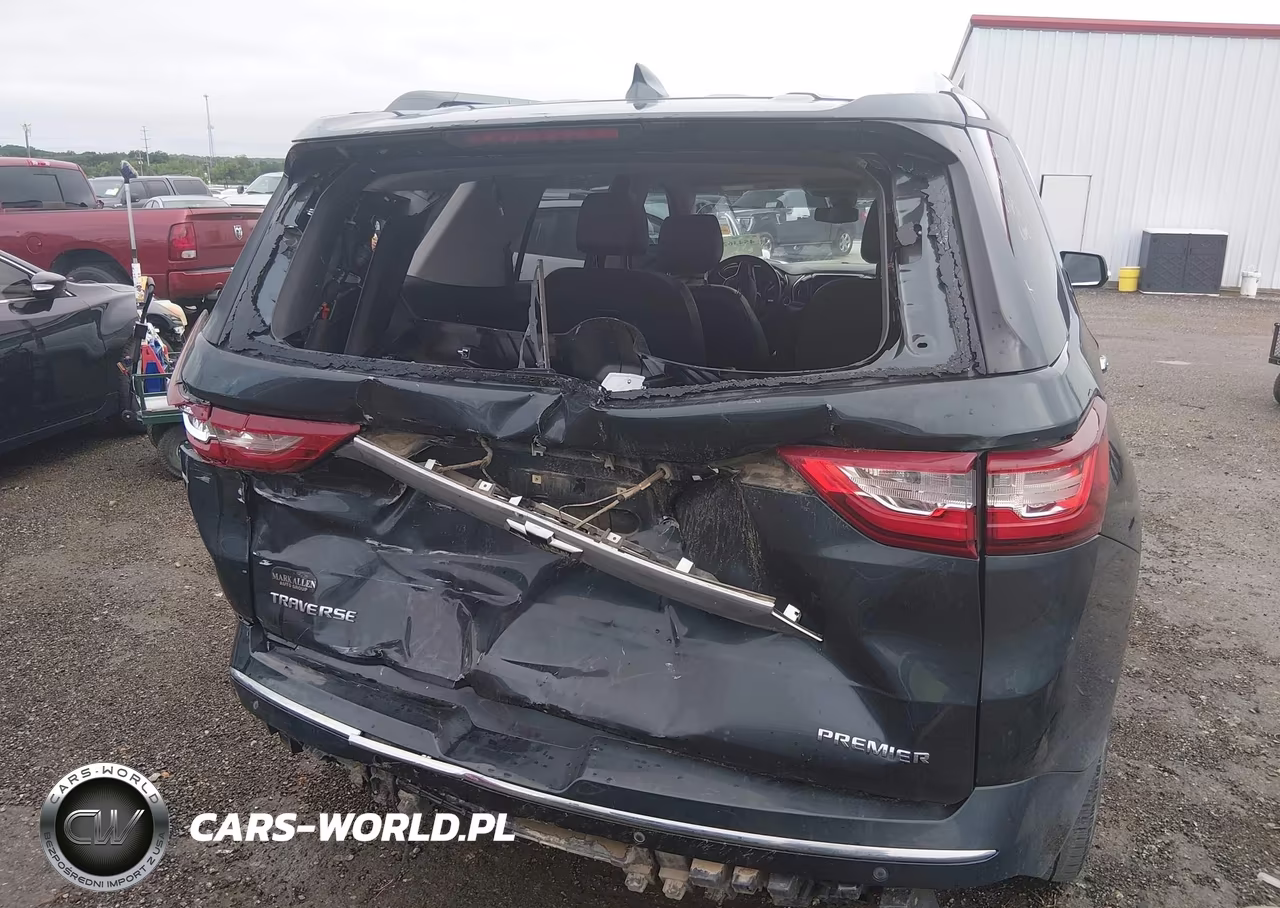 2019 Chevrolet Traverse Premier VIN:1GNERKKW7KJ132959 - 17