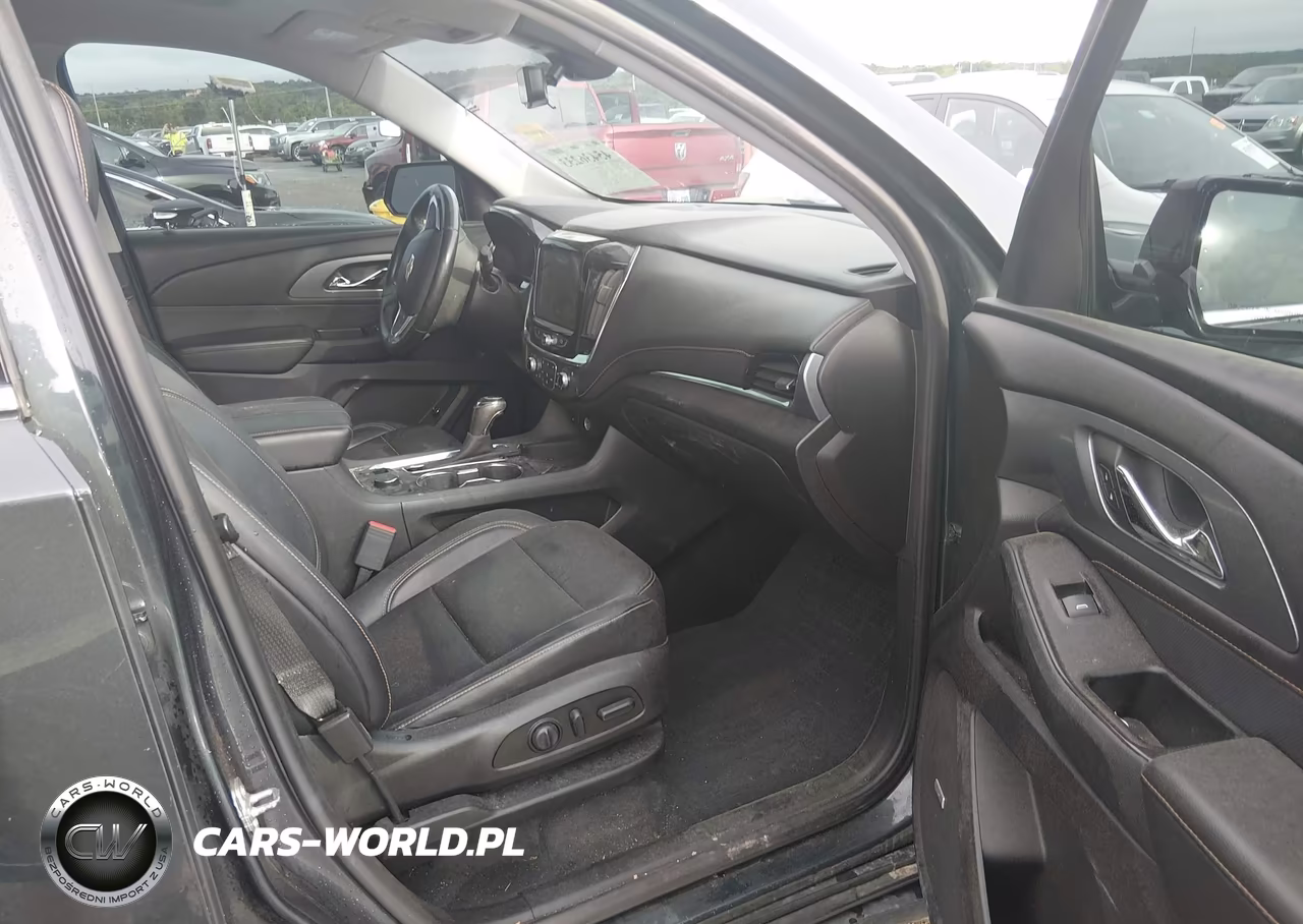 2019 Chevrolet Traverse Premier VIN:1GNERKKW7KJ132959 - 5
