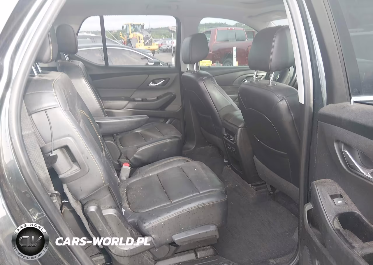 2019 Chevrolet Traverse Premier VIN:1GNERKKW7KJ132959 - 8
