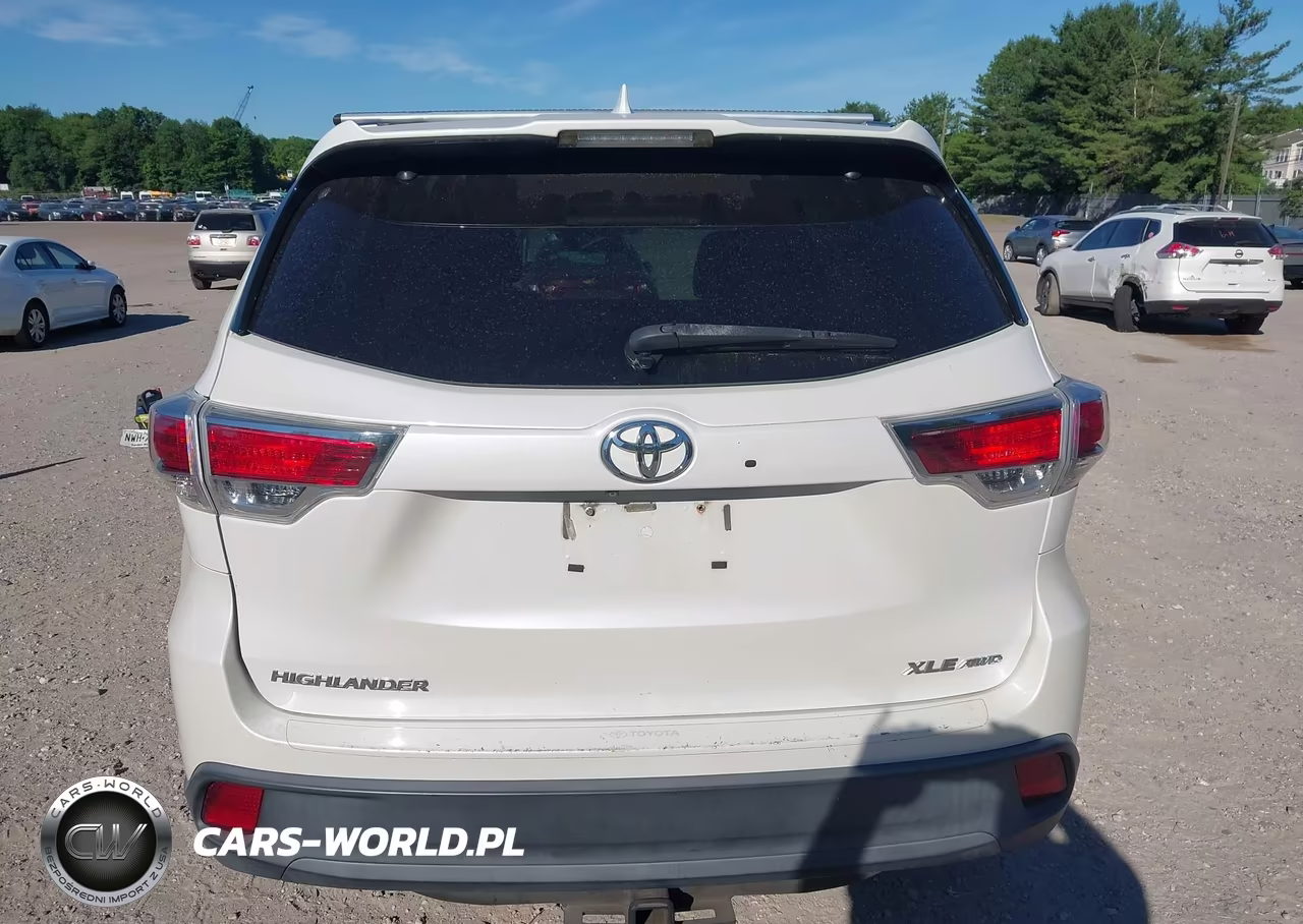2014 Toyota Highlander Xle V6 VIN:5TDJKRFH6ES005546 - 16