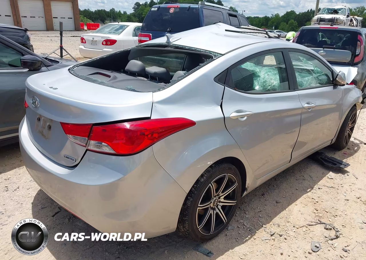 2013 Hyundai Elantra Limited VIN:5NPDH4AEXDH262435 - 4