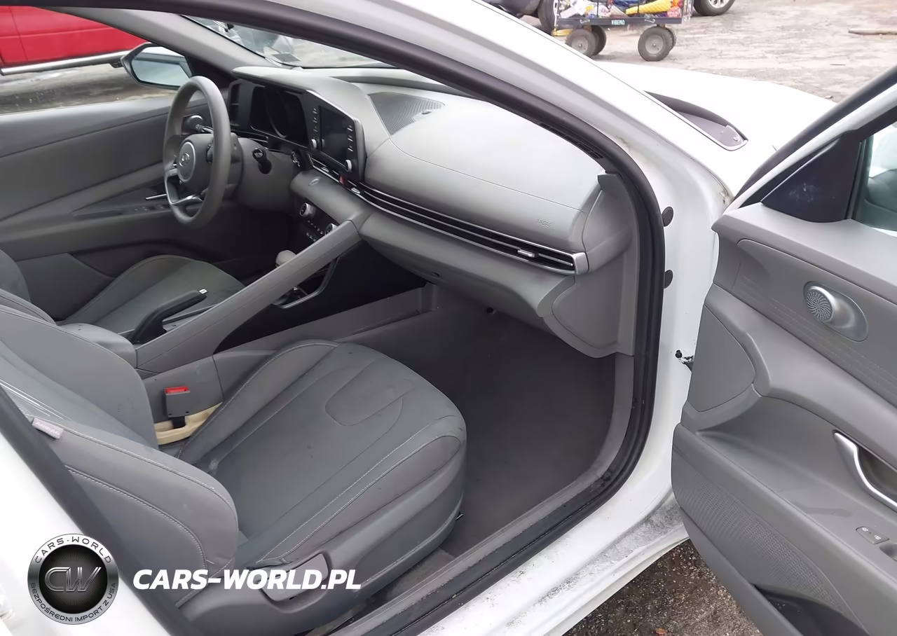 2021 Hyundai Elantra Sel VIN:5NPLM4AG5MH001657 - 5