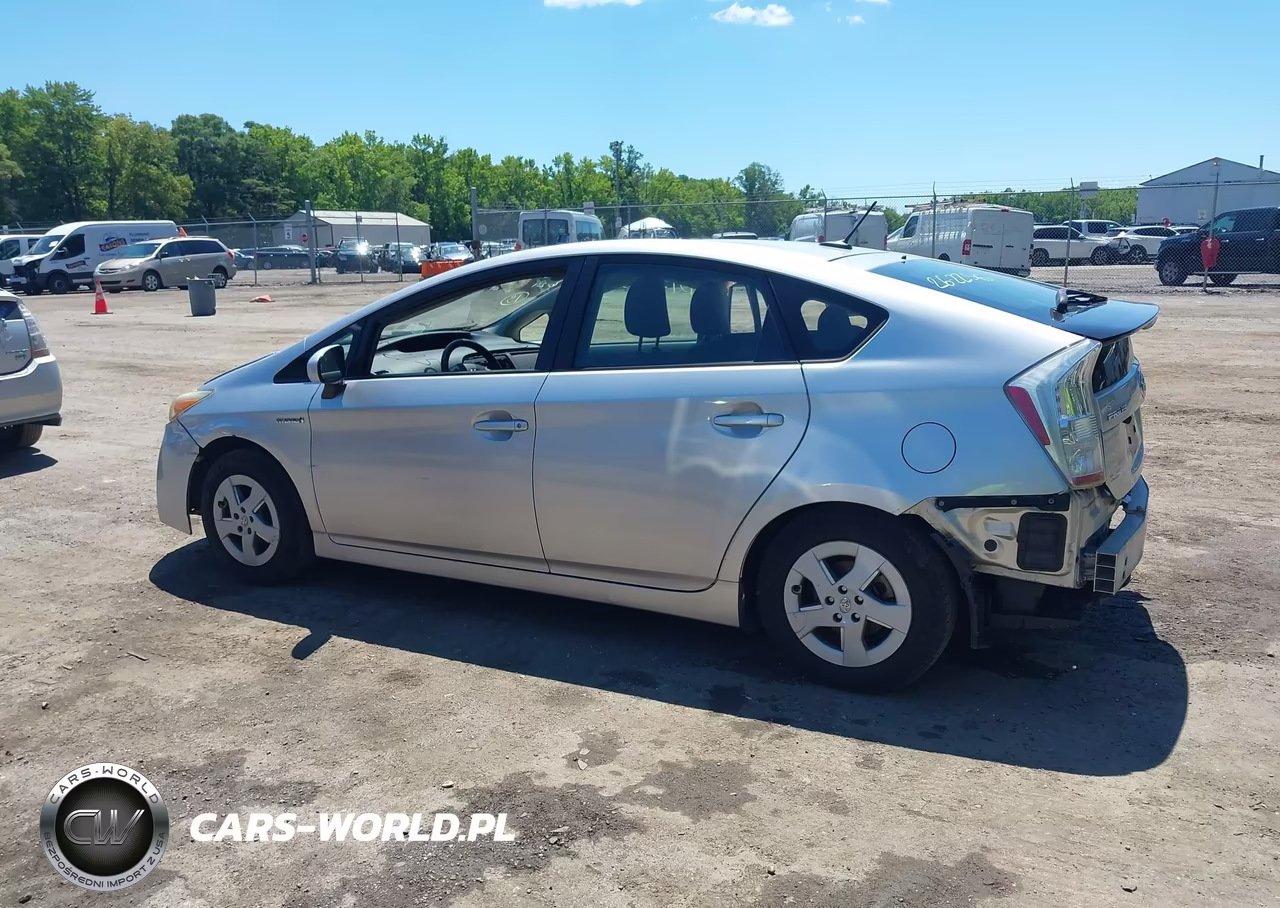 2011 Toyota Prius Two VIN:JTDKN3DUXB5326094 - 13
