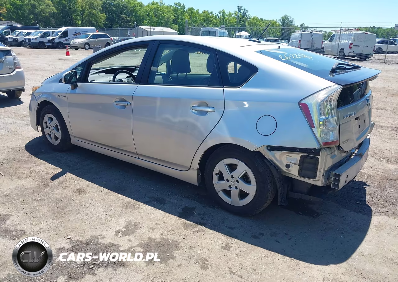 2011 Toyota Prius Two VIN:JTDKN3DUXB5326094 - 3