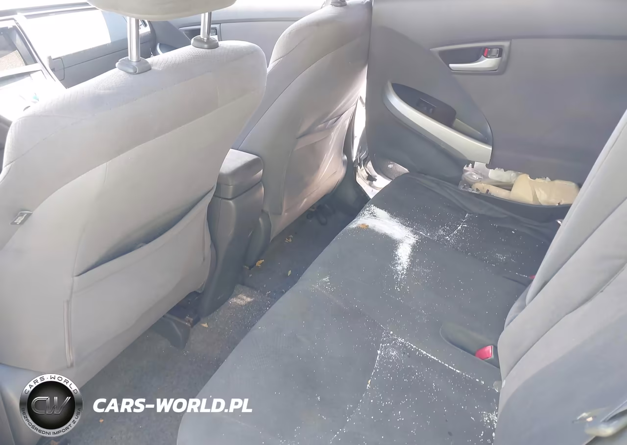 2011 Toyota Prius Two VIN:JTDKN3DUXB5326094 - 8