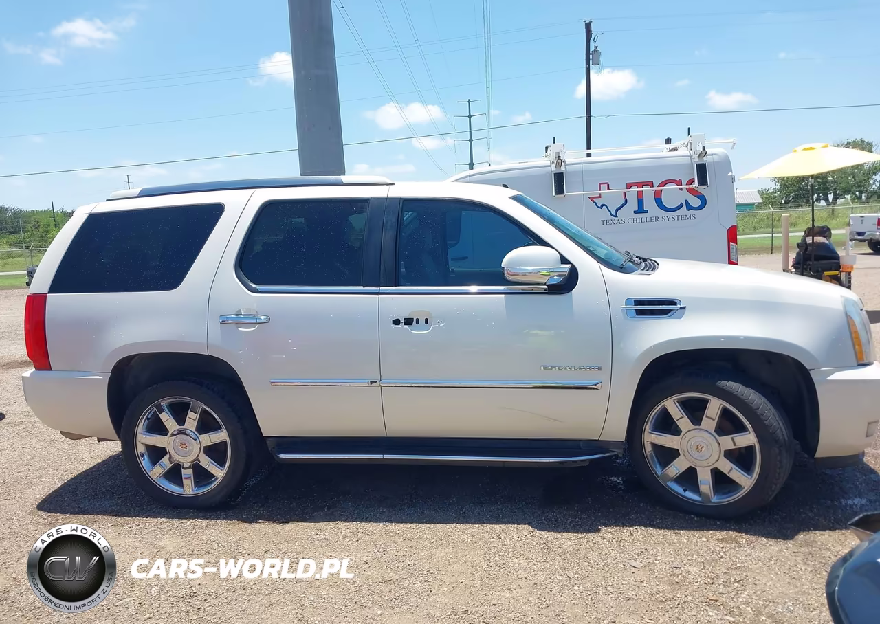2014 Cadillac Escalade Luxury VIN:1GYS3BEF0ER206277 - 13