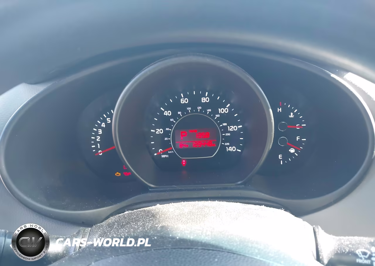 2016 Kia Soul VIN:KNDJN2A28G7388775 - 7