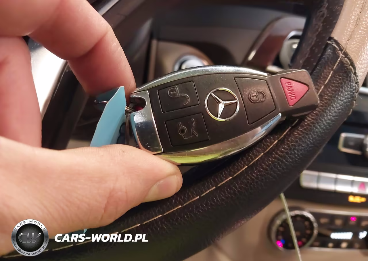2014 Mercedes-Benz C 250 Sport VIN:WDDGF4HB2ER310542 - 11