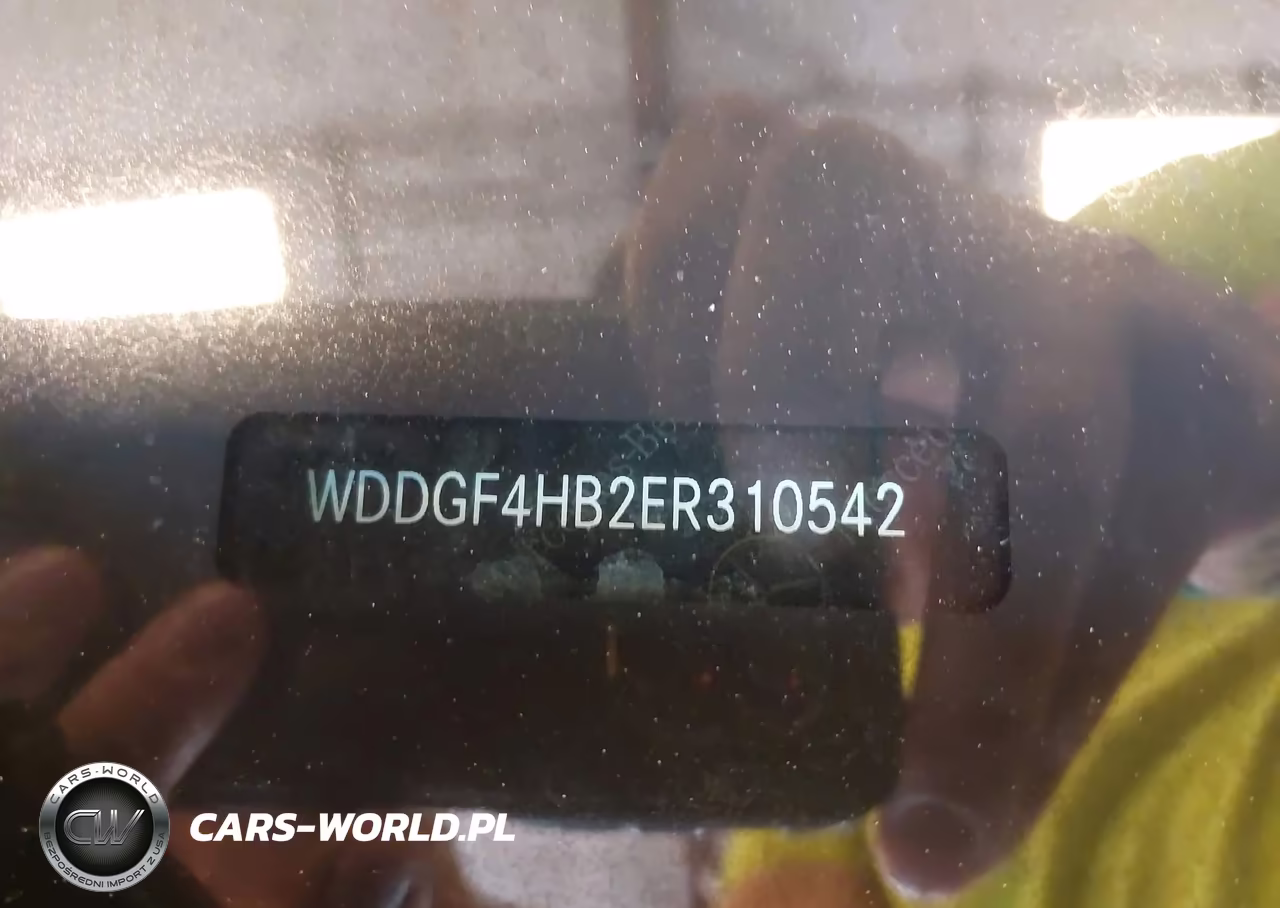 2014 Mercedes-Benz C 250 Sport VIN:WDDGF4HB2ER310542 - 9