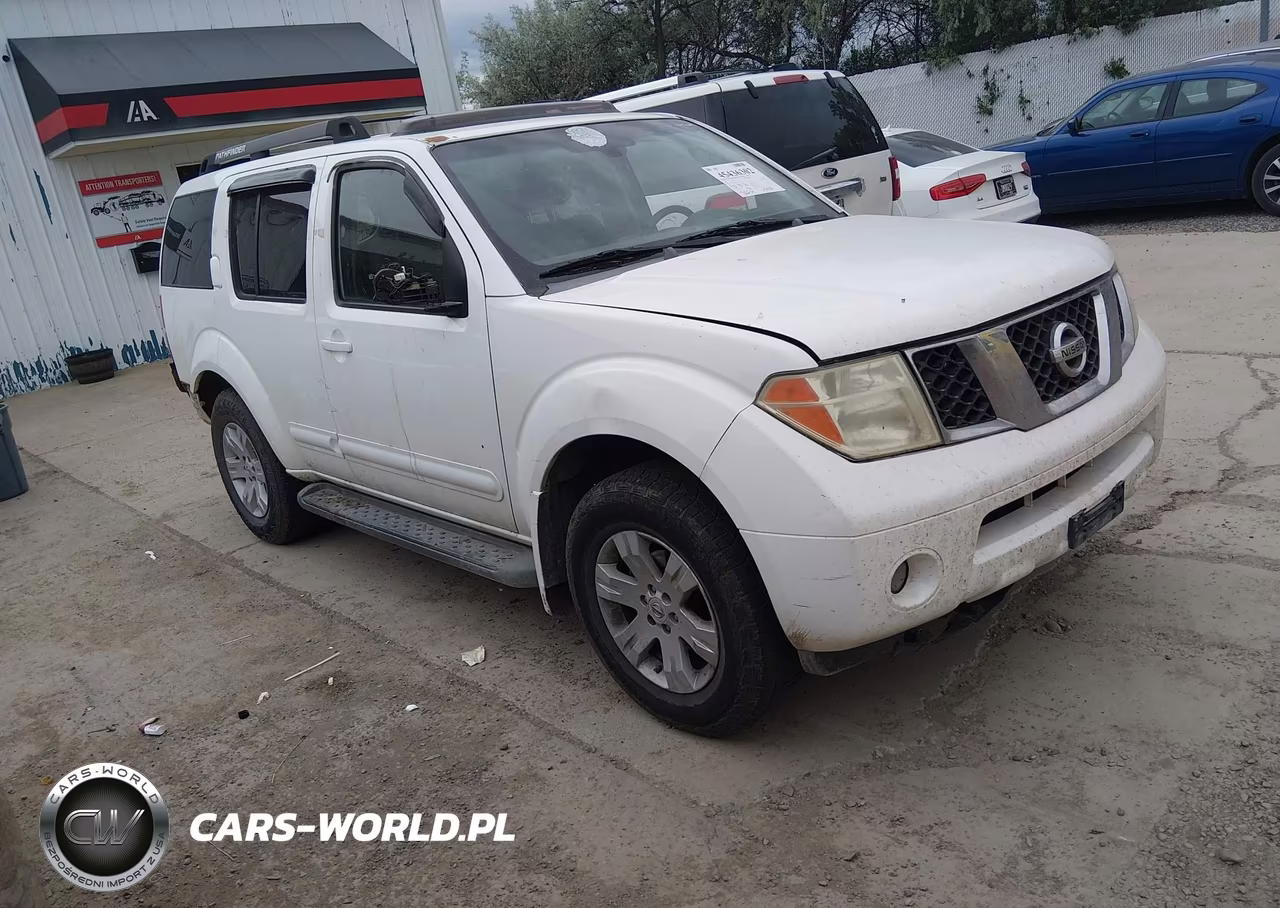 2006 Nissan Pathfinder Le
