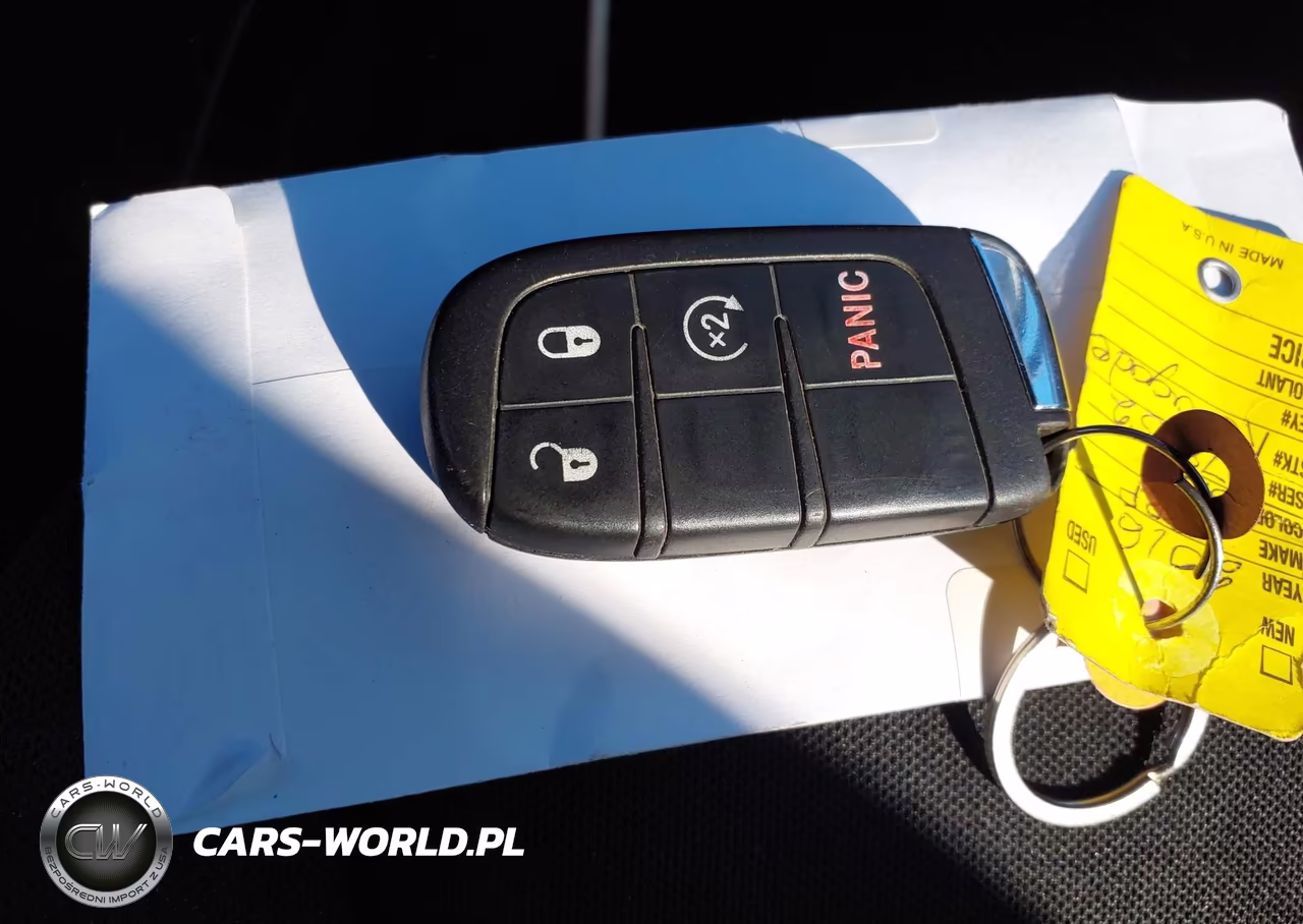 2016 Jeep Renegade Sport VIN:ZACCJBAT9GPD78952 - 11