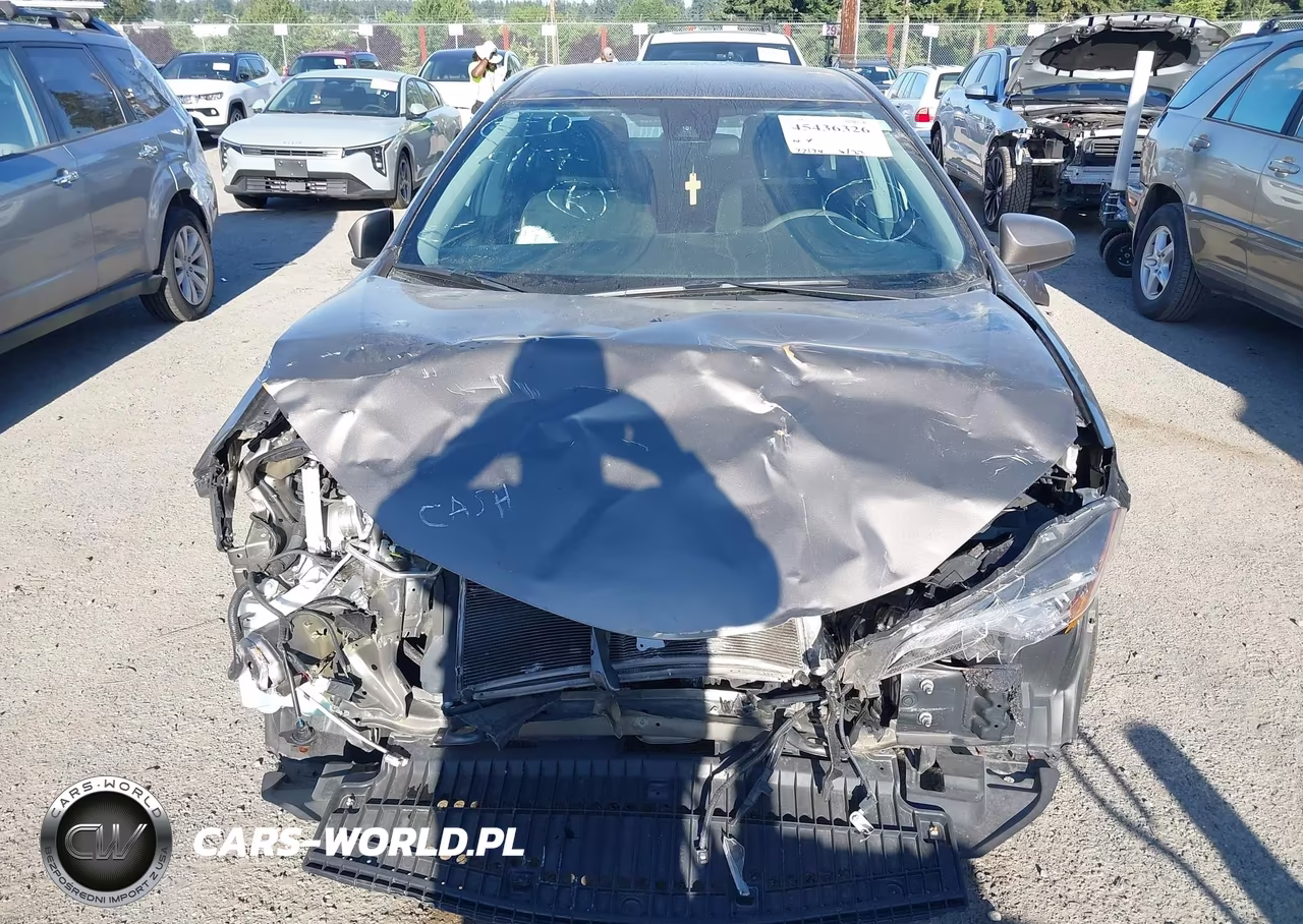 2017 Toyota Corolla Le VIN:2T1BURHE4HC932995 - 13