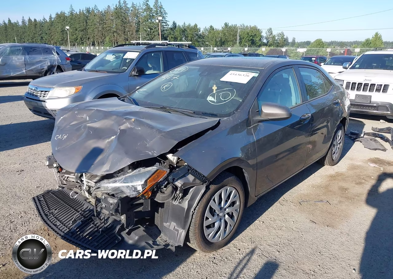2017 Toyota Corolla Le VIN:2T1BURHE4HC932995 - 2