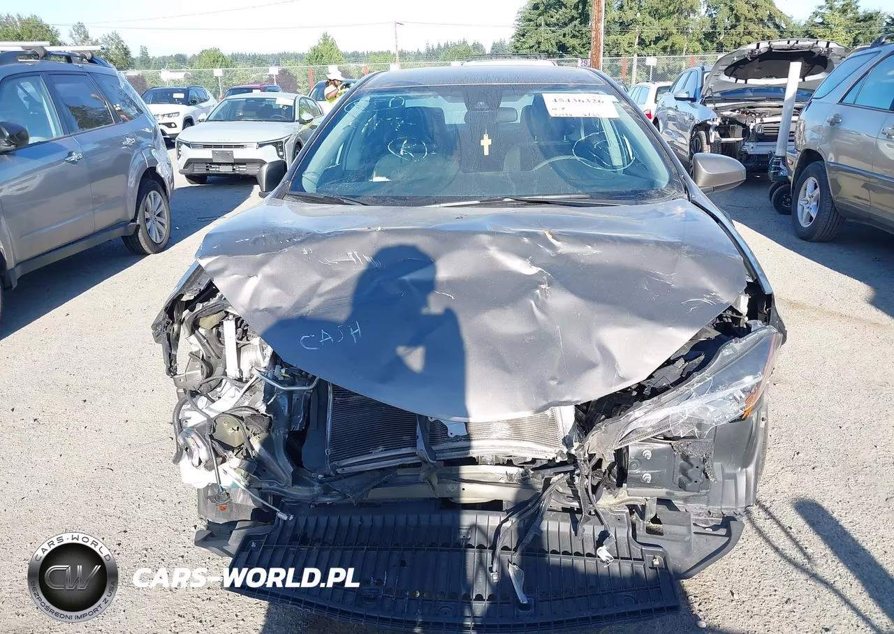 2017 Toyota Corolla Le VIN:2T1BURHE4HC932995 - 6