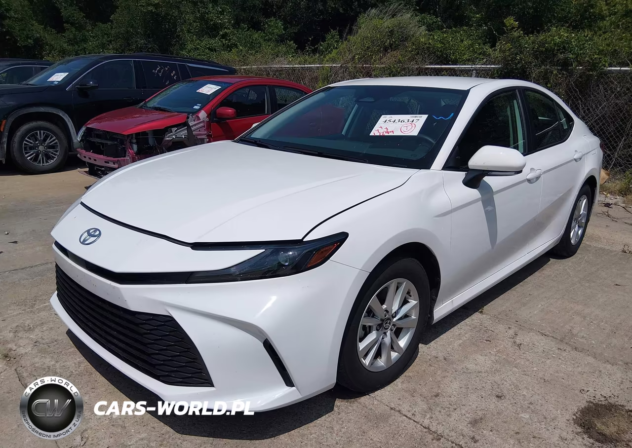 2026 Toyota Camry Le VIN:4T1DAACK0TU674045 - 2