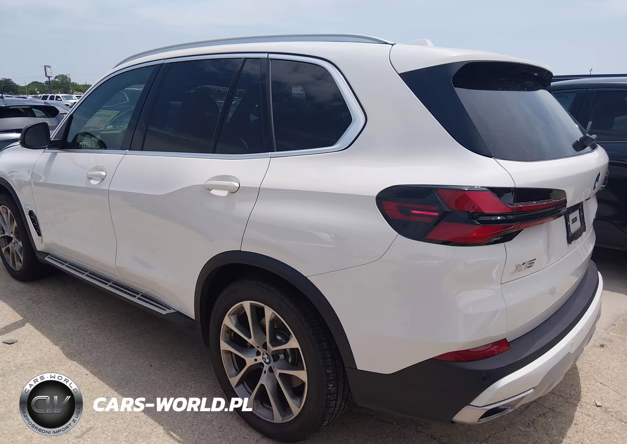 2026 BMW X5 xDrive40I VIN:5UX23EU05T9367918 - 3