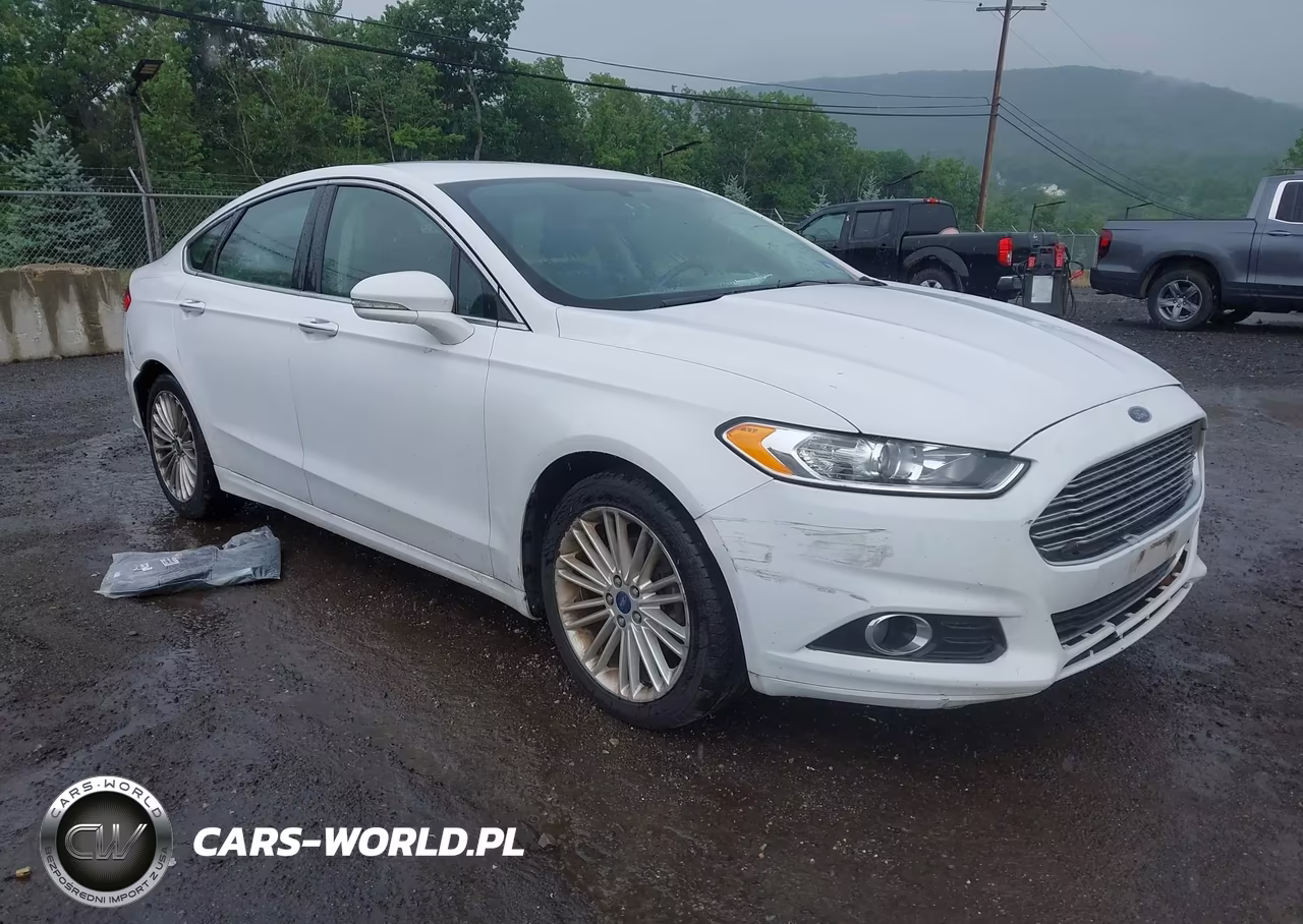 2016 Ford Fusion Titanium – zdjęcie 1 z 16