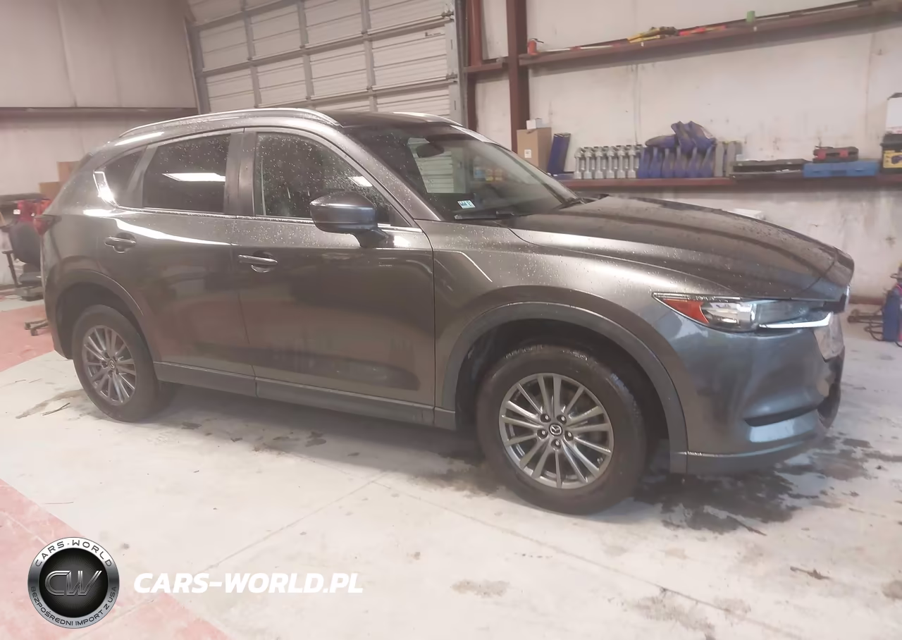 2017 Mazda Cx-5 Touring – zdjęcie 1 z 16