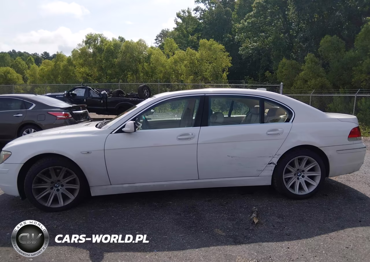 2006 BMW 750Li VIN:WBAHN83516DT62671 - 13
