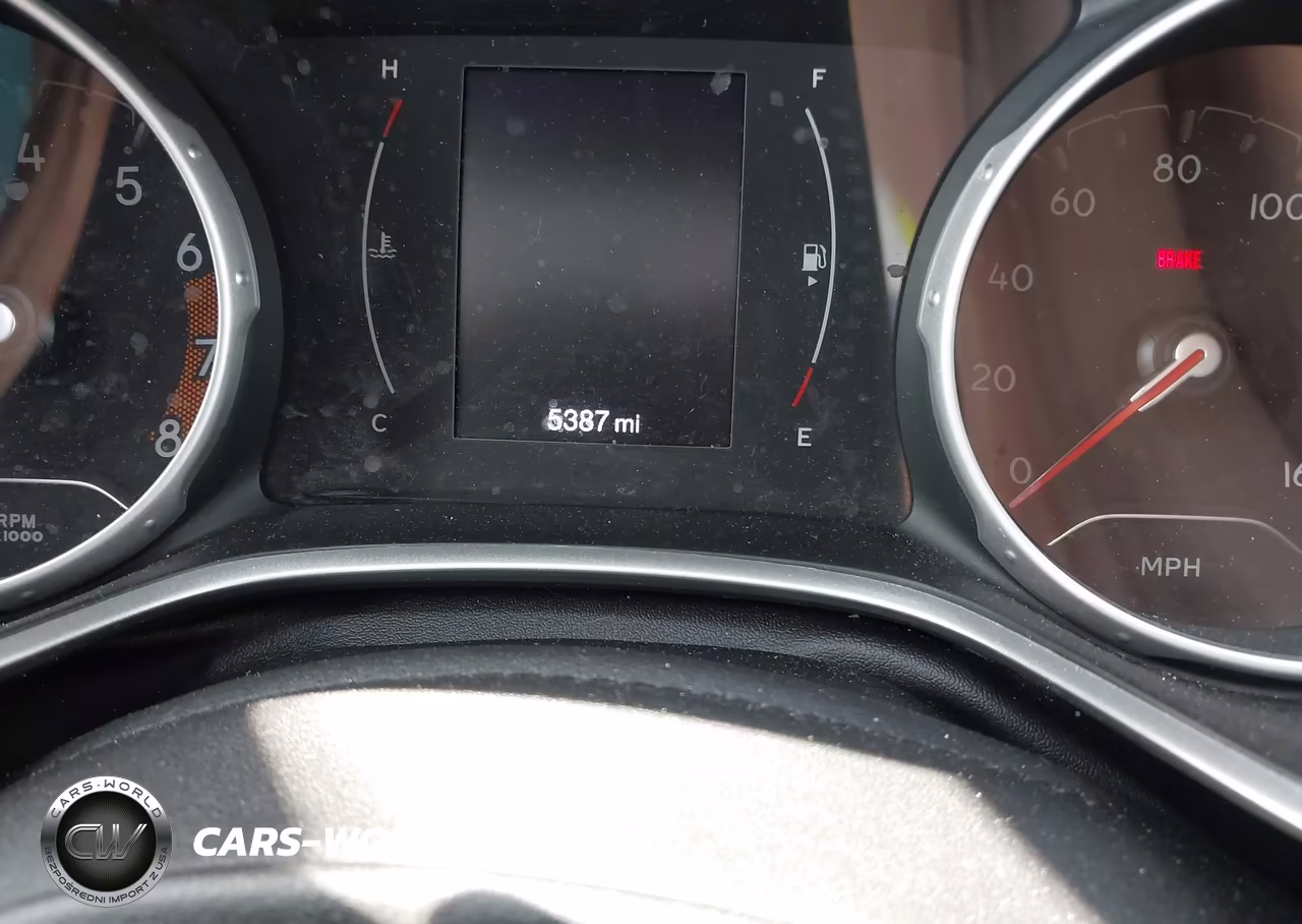 2020 Jeep Compass Altitude 4X4 VIN:3C4NJDBB2LT204895 - 16