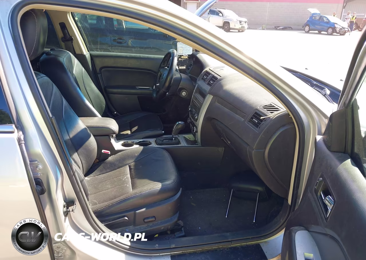 2010 Mercury Milan Premier VIN:3MEHM0CG6AR662617 - 5