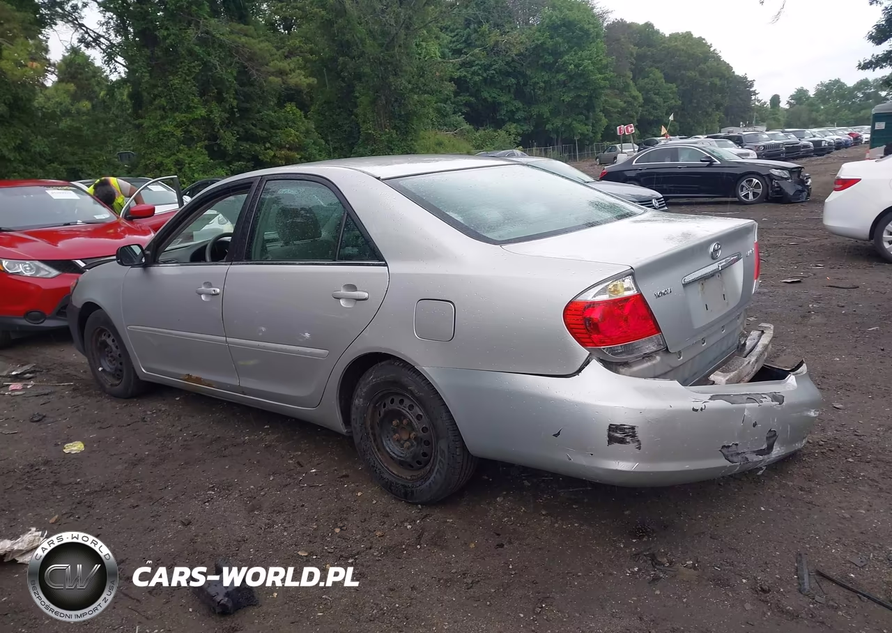 2005 Toyota Camry Std VIN:4T1BE32K65U962938 - 3